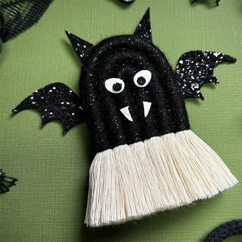 Halloween ghost decoration Handmade Zombie Wall pendant Decorative Crochet Halloween party decoration Wall pendant oranment