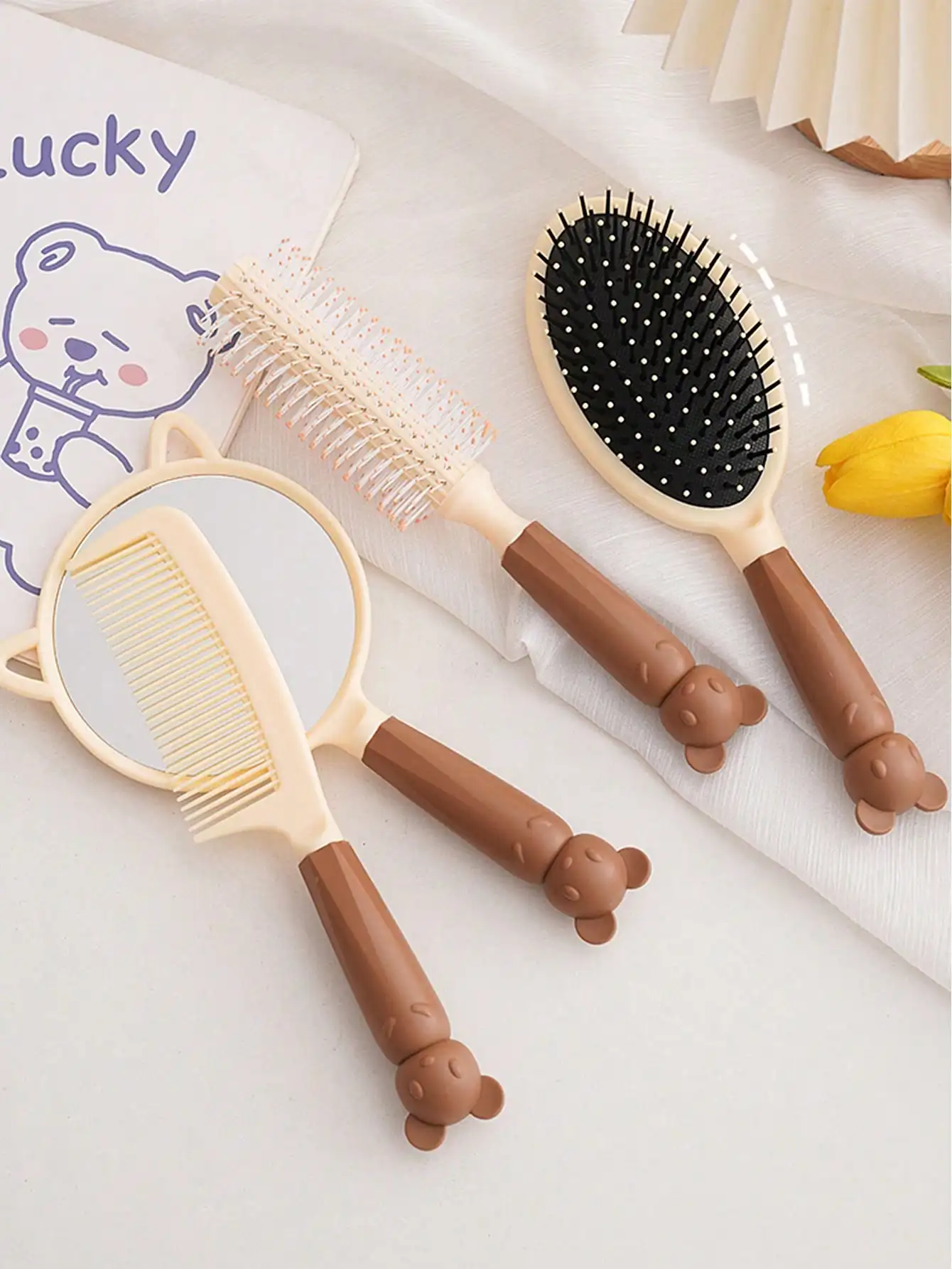 

4pcs/Set Cartoon Cute Cat Handle Comb Set Soft Adorable Hairbrushes for Smooth Hair Styling