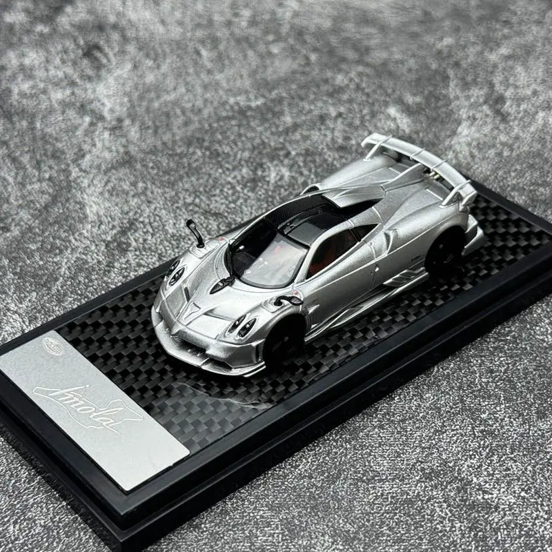 LCD باجاني إيمولا نموذج سيارة Diecasst 1/64 مقياس باجاني سبيكة نموذج سيارات لعب باجاني إيمولا جمع لعب المركبات