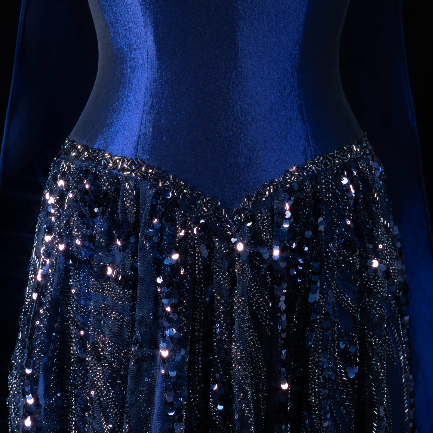 Sharon Said Dubai Luxuriöses, stark paillettenbesetztes, weinrotes, schulterfreies A-Linien-Abendkleid mit Schal, formelles Partykleid für Damen, SS652, maßgeschneidert – Detail 5