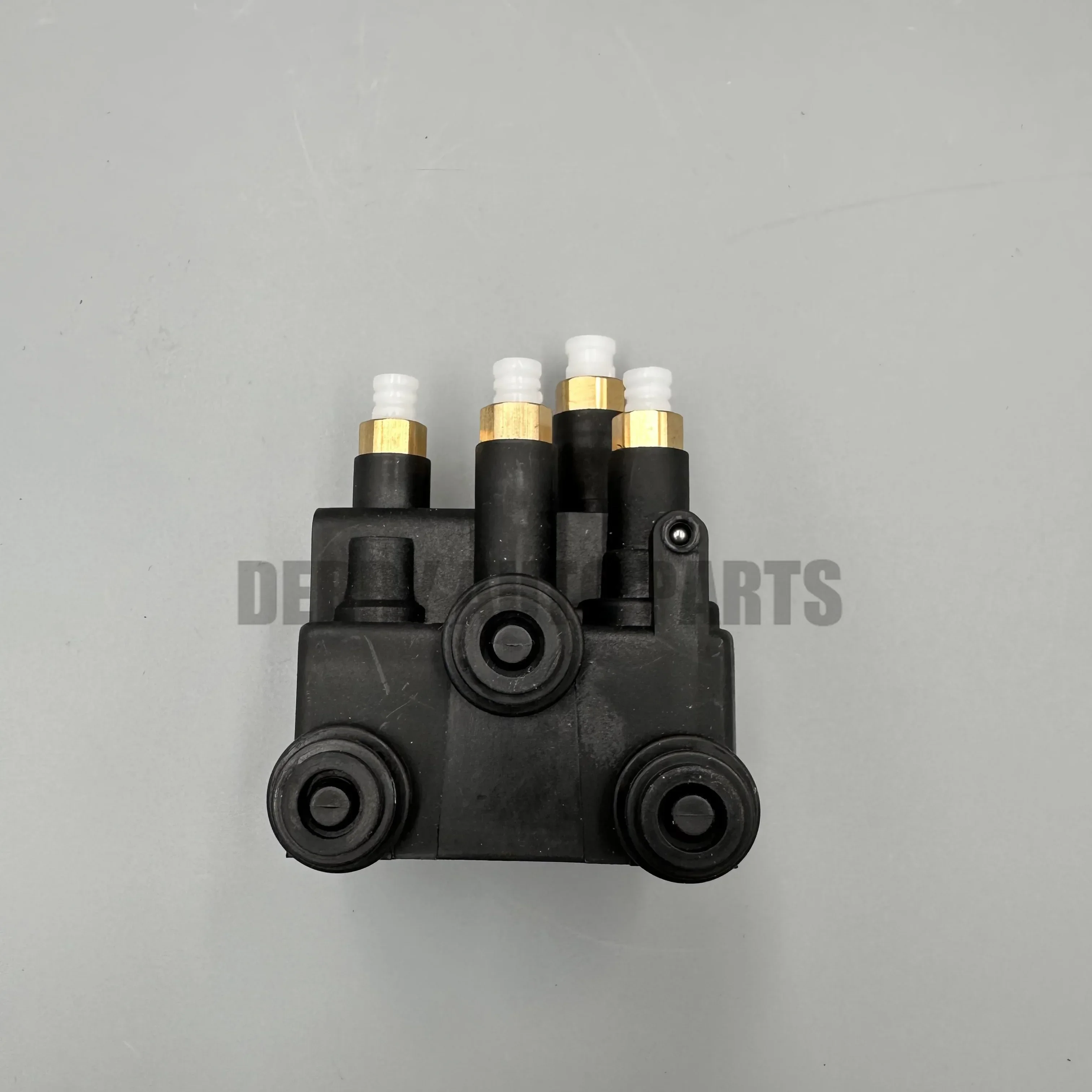 Rear Air Suspension Compressor Valve Block For Range Rover 2013-2016 L405 LR070246 LR037082 LR176326 LR113342 T4K1338