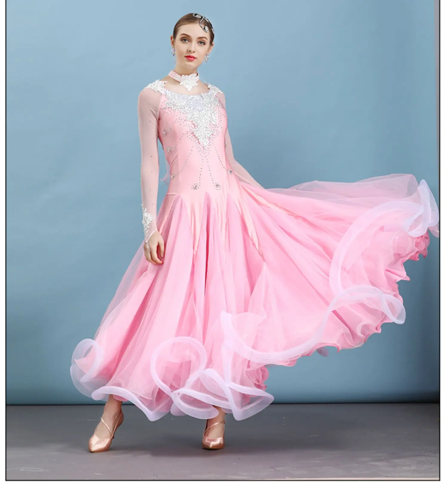 Costume de danse de salon latine personnalisé pour femmes adultes, robe de danse moderne, grande robe pivotante, robe de performance d'équipe professionnelle