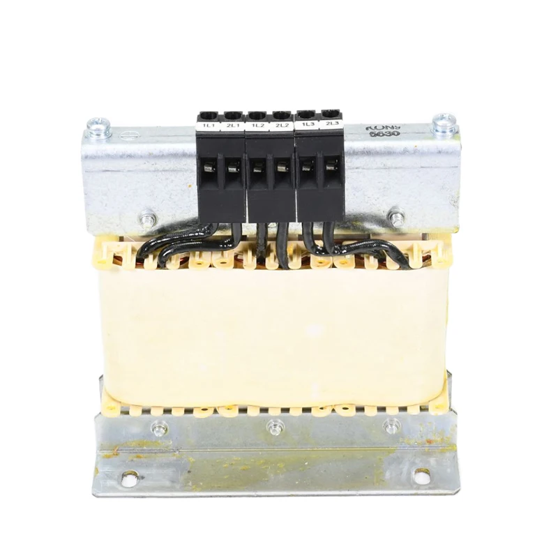 สินค้าพร้อมส่ง 6SL3 203-0CE21-0AA0 6SL3203-0CE21-0AA0 โมดูลรีแอคเตอร์แบบปิดผนึก ของแท้ใหม่เอี่ยม มีจำหน่าย ตัวควบคุม PLC