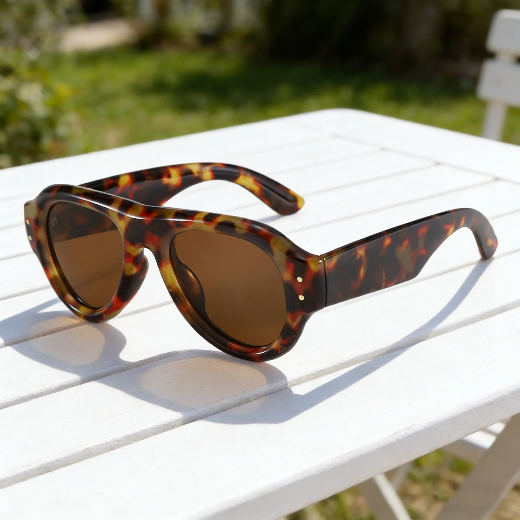 

Retro Personalized HD Square Large Frame Women's Sunglasses Fashion Neutral Luxury Street Photography UV400 Sunscreen Glasses