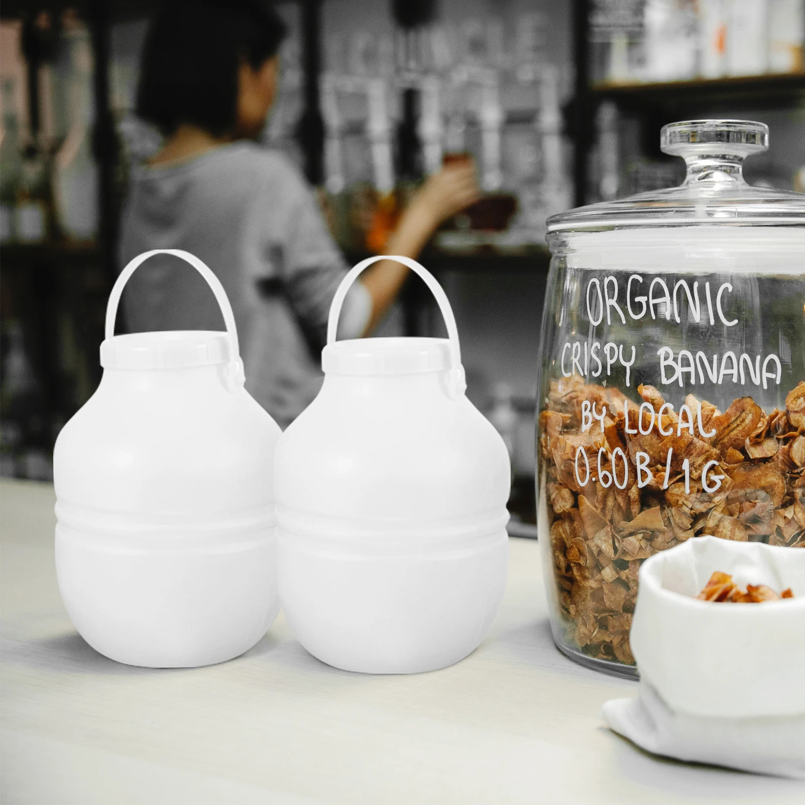 

Plastic Storage Jar Airtight Design Food Container for Pickle Rice Flour Cereal Vegetable Storage Kitchen Fermenting Container