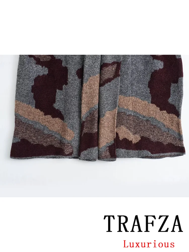 TRAFZA Vintage Casual Chic Women Knitted Overcoat Jacquard Weave Oversized Long Jackets Fashion 2024 Autumn Winter Thick Coats