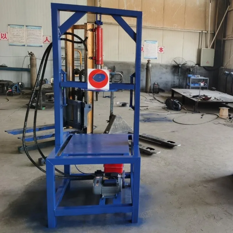 

Stool leg assembly machine Automatic assembly machine Woodworking machinery Multifunctional furniture Stool leg assembly machine