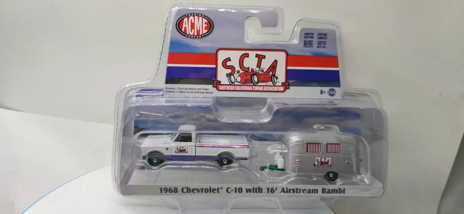 ACME 1:64 1968 شيفروليه C-10 مع 16 إصدار آلة Airstream Bambi Green مجموعة من موديلات السيارات