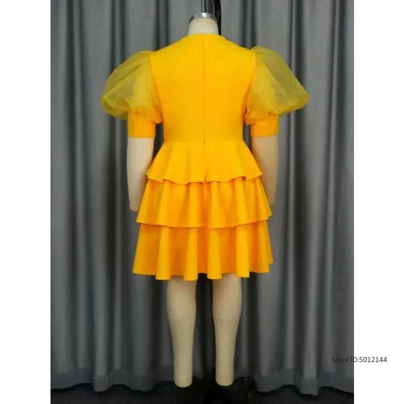 ชุดเดรสฉัตร A-Line Organza เชียร์พร้อมแขนโคมไฟ การออกแบบหน้าท้องปกปิดที่ประจบสําหรับแขกรับเชิญงานแต่งงานของผู้หญิงหรือวันเกิด