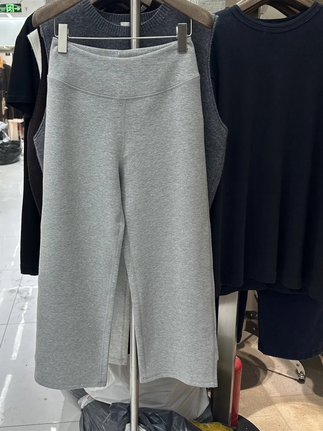 

High Waist Straight Leg Yoga Pants Women's New Spring Casual Pants Simple Design Nine Points Length Elastic Waisand