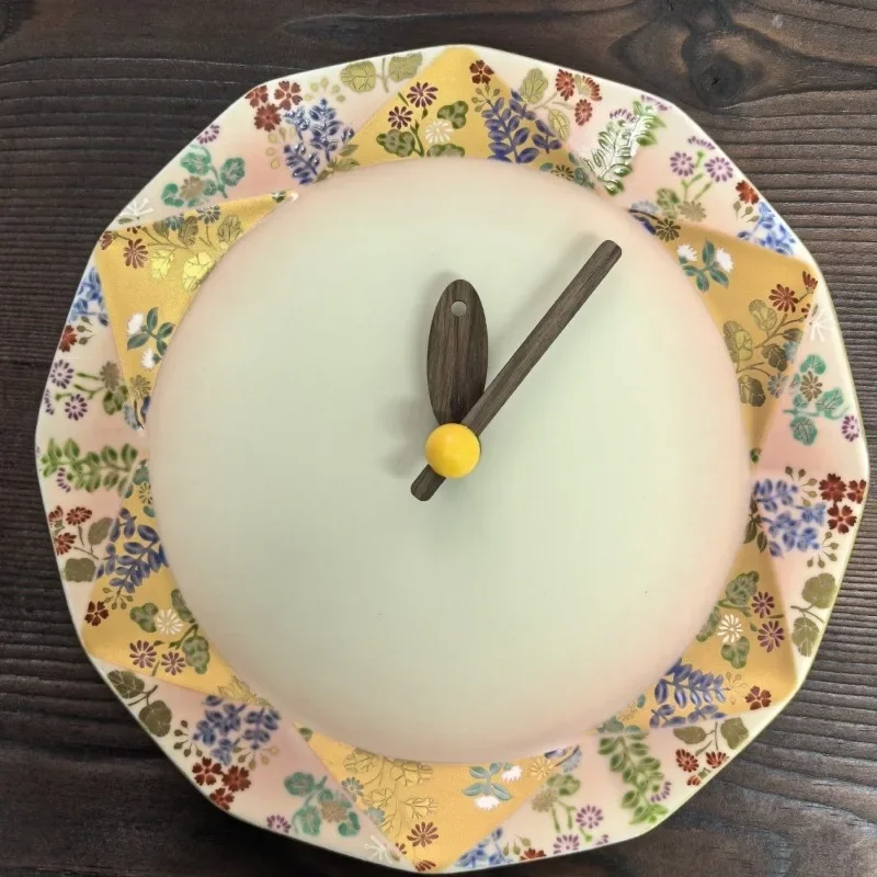 Ceramic Wall Clock Japanese Hand-Painted Wall Clock Luxury Floral Pattern Hanging Clocks Living Room Decorative Accessories