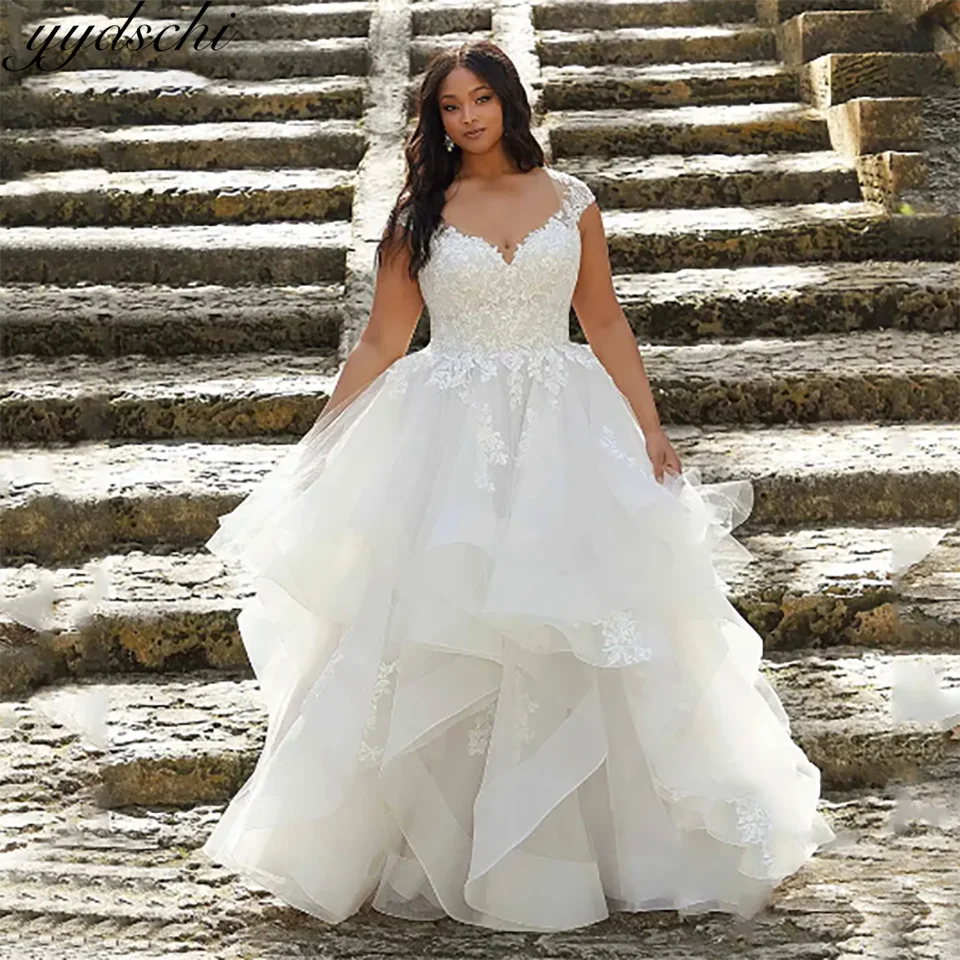 

New Gorgeous Lace Appliques Sweetheart Ball Gown Wedding Dresses 2024 Ruffles Backless Court Train Tulle Bridal Gown For Women