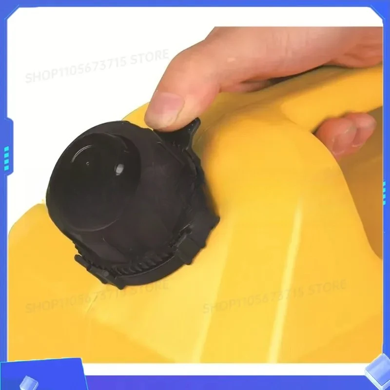 Light Portable Plastic Oil Drum Anti-static Diesel Container Explosion-proof Fuel Can for Garden Tools Accessories Storage