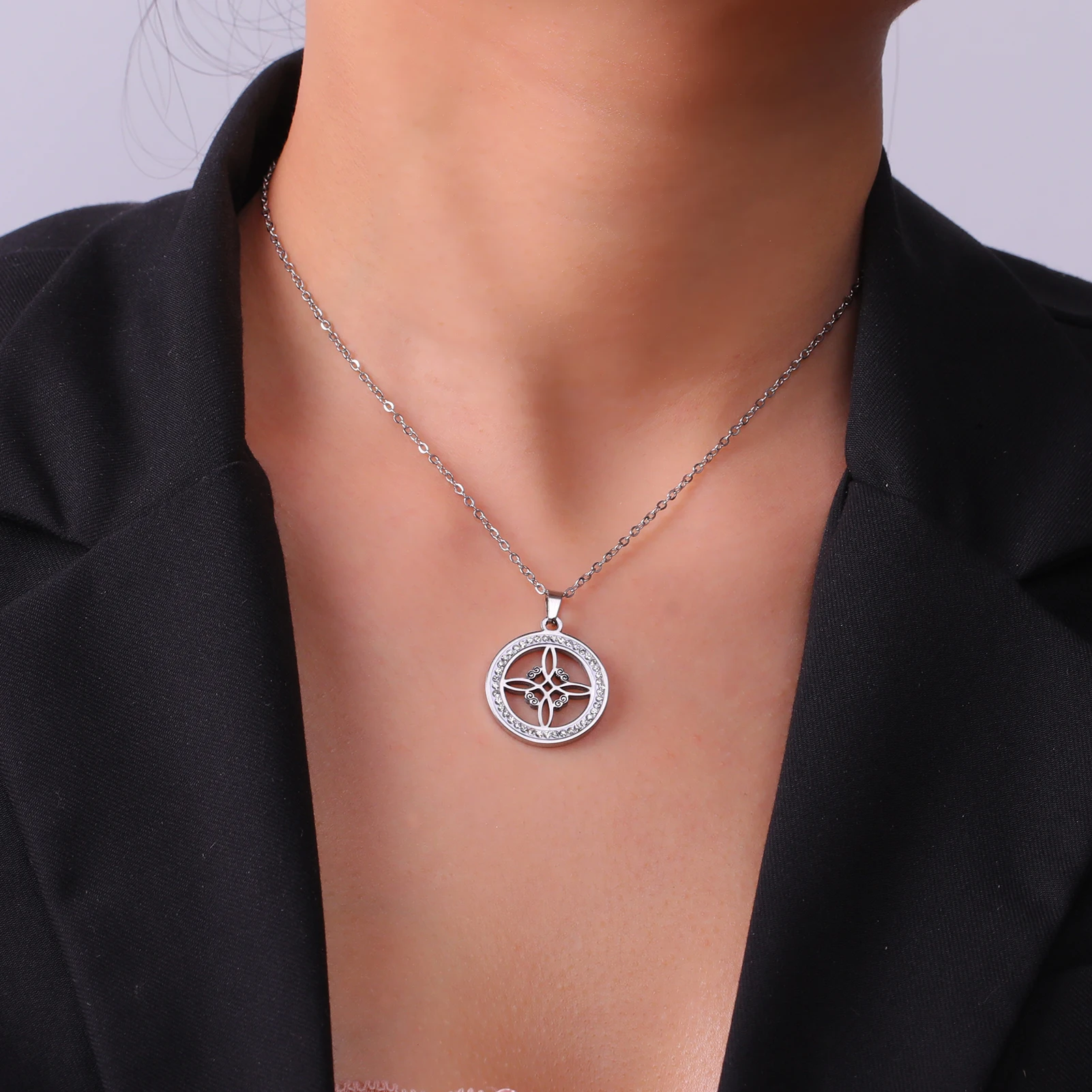 Skyrim Hexerei Hexen knoten Halskette Edelstahl klar Zirkon runde Anhänger Halsketten Amulett Wicca Schmuck Geburtstags geschenk – Detail 5