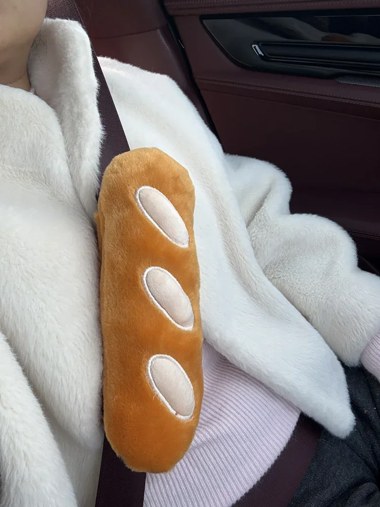 Niedliches Croissant-Autokopfstützenkissen, Plüsch-Brot-Sicherheitsgurtbezug, Auto-Kopfstützenpolster, Auto-Innendekor-Accessoires – Detail 2