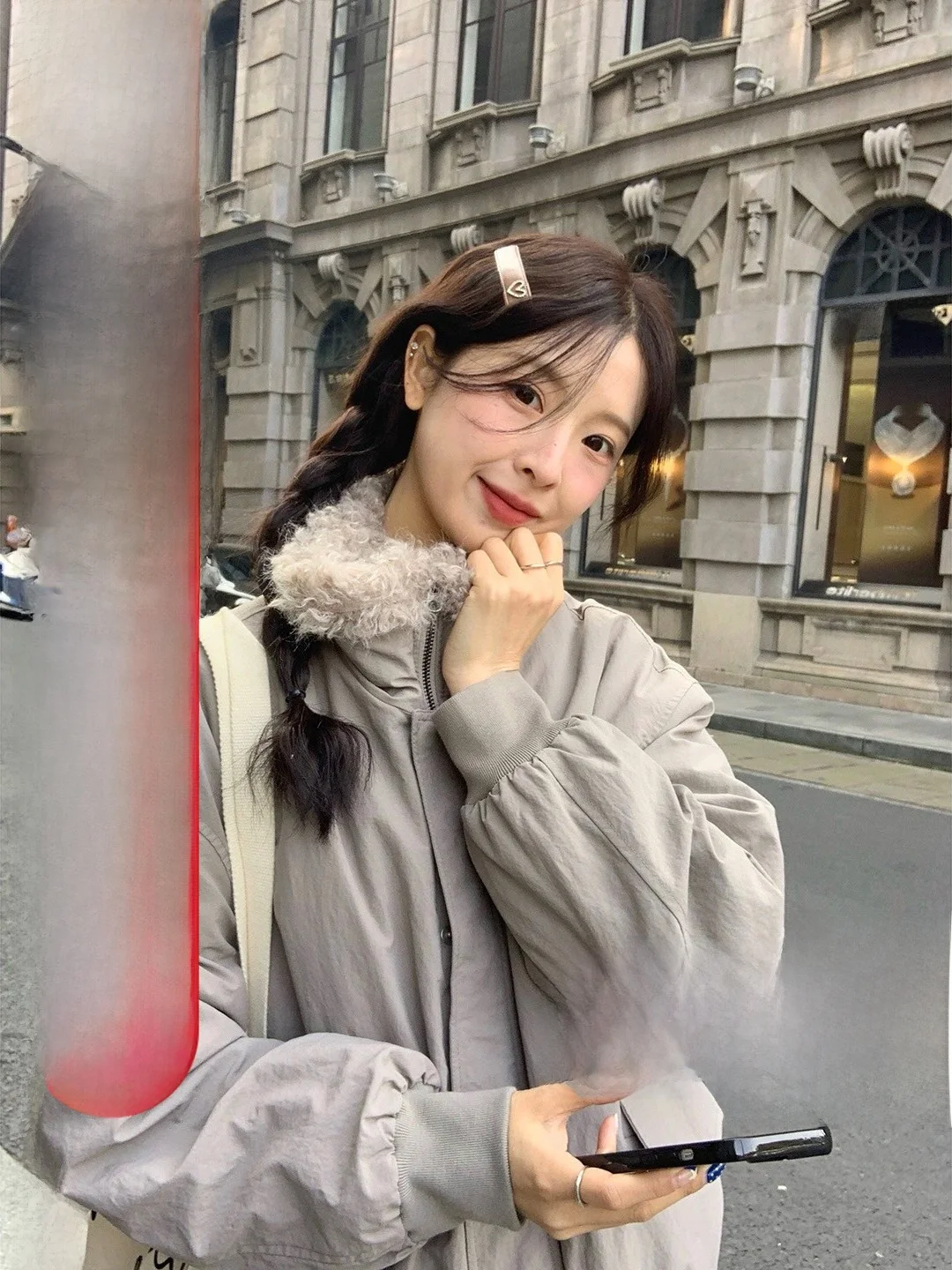 

Warm Korean Sle Women's Workwear Parka Coat with Furry Collar Loose Fit Cotton Jaet Long Sve Zipper Closure Straight Cut