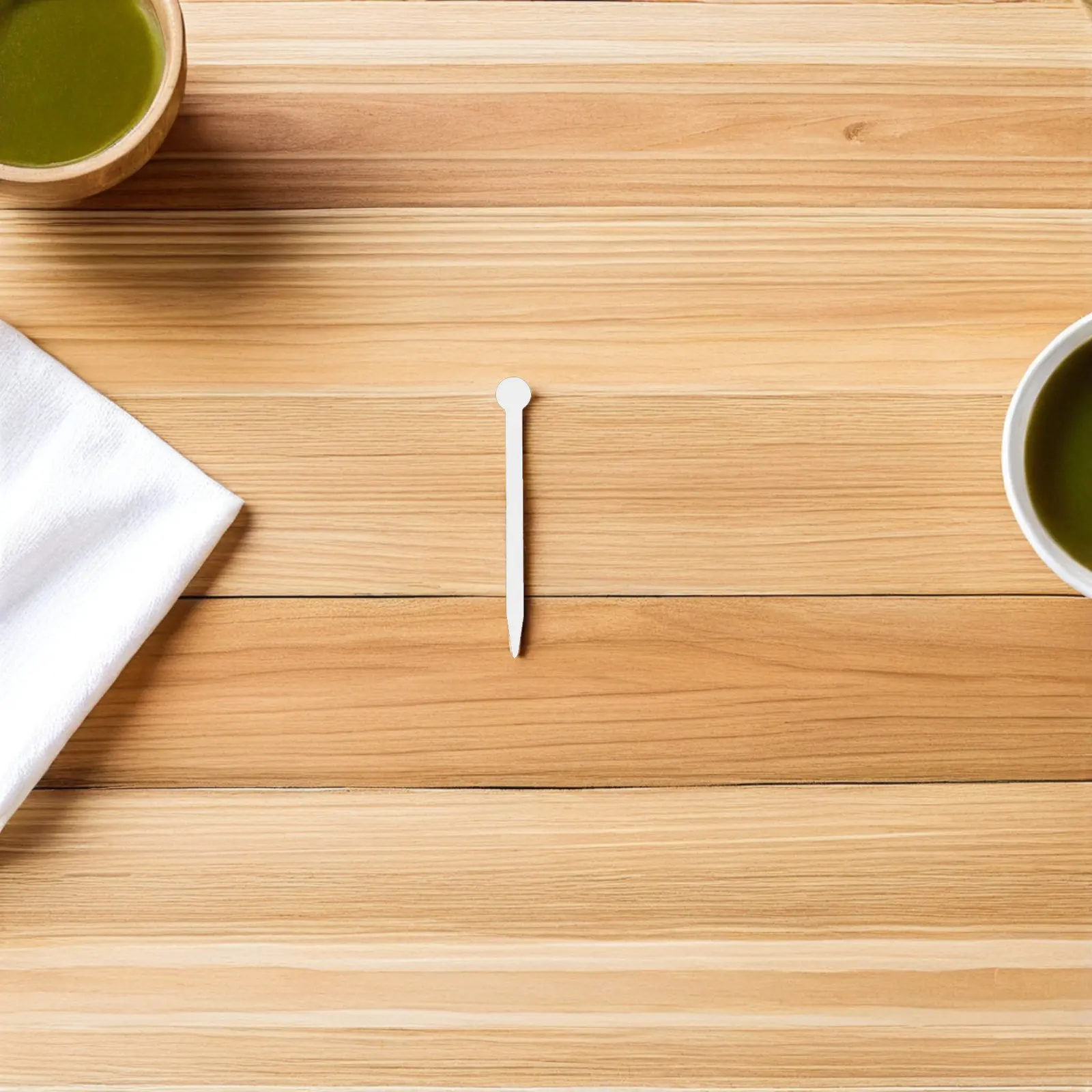 

500Pcs Disposable Perfume Tester Strips Blank Fragrance Test Paper Aromatherapy Oils Professional Beauty Shop Mall Home Counter