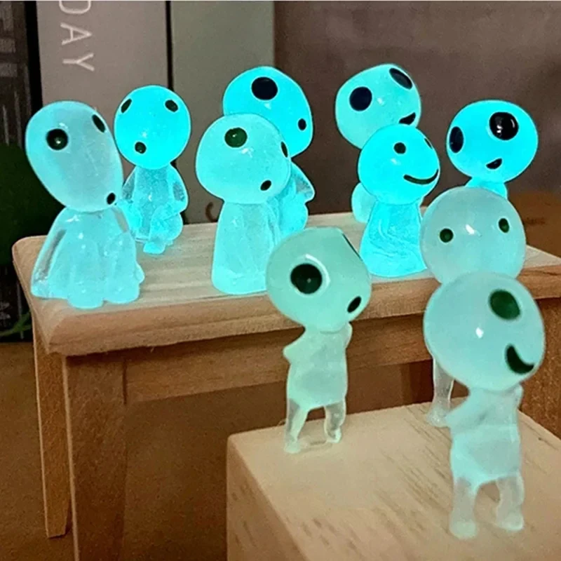 10/20/40Pcs Luminous Tree Spirits Micro Landscape Figure Ornament Outdoor Glowing Miniature Statue Potted Garden Accessories