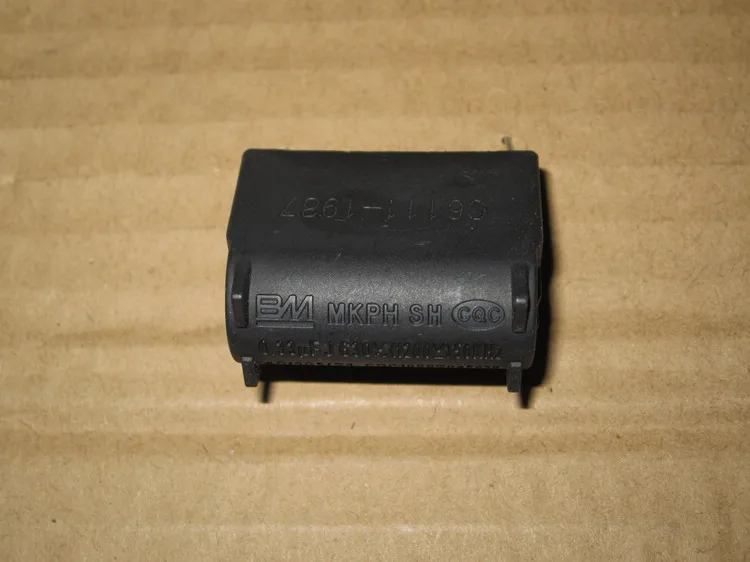 Resonant capacitance high voltage resonant capacitance for coil