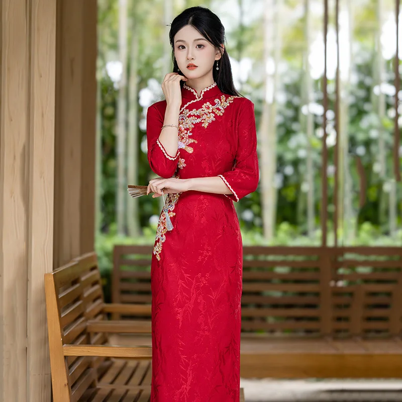 Embroidered Red Chinese Long Style Improved Cheongsam Young Style Women\'s Retro Long Sleeve Wedding Dress Qipao
