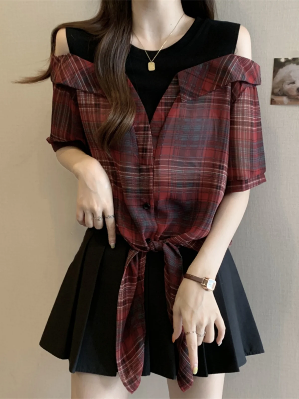 Retro Hong Kong Style Women's Plaid Shirt Summer plus Size Slimming Fashionable Shoulder Bared Apparels Short Sleeve Button up