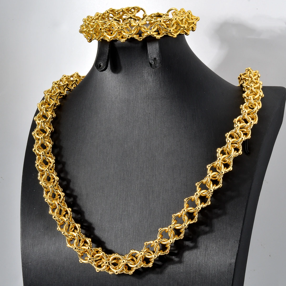 Thumbnail 4 - #36 Trending Statement Jewelry Sets Right Now