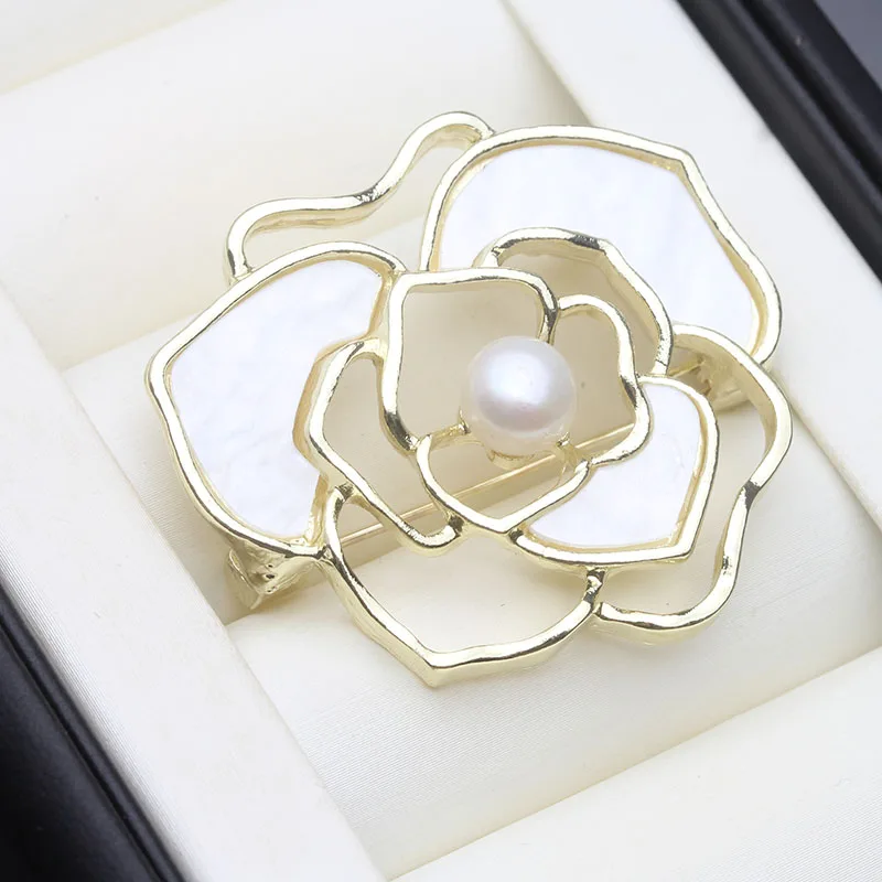 

Trendy Real Natural Freshwater Pearl Brooches For Women,18k Gold Plated White Pearl Brooch Flower Wife Mother Party Gifts