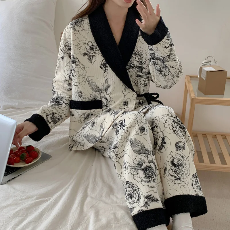 

Plus Size 5XL 4XL Cotton padded Maternity Nursing Sleepwear Sets Autumn Winter Across V Pajamas Pregnancy Home Hospital Lounge