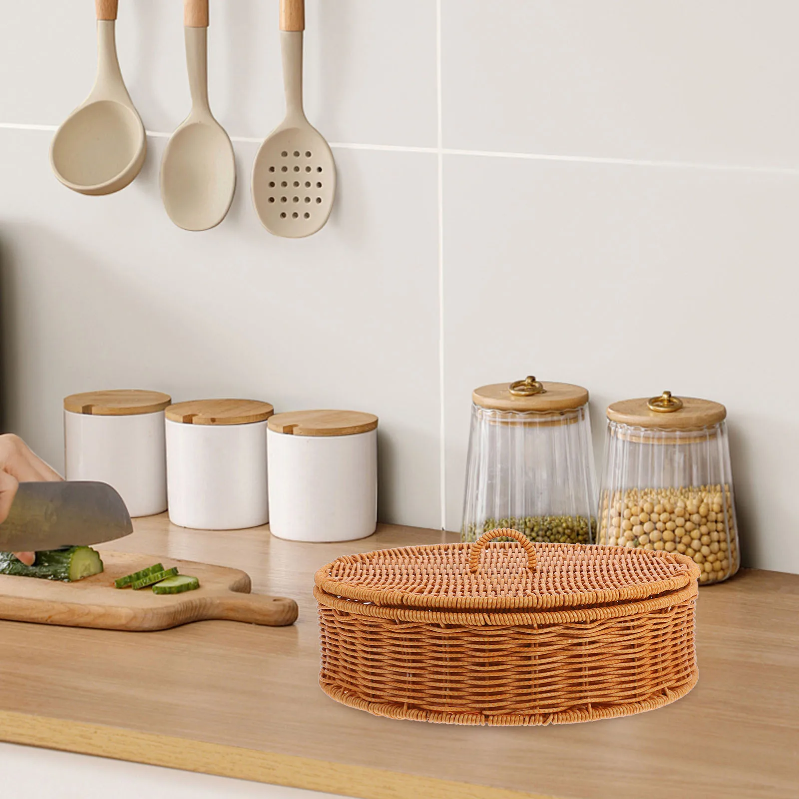 

Divided Rattan Woven Round Basket Lid Organizer Storing Snacks Fruits Nuts Home Decor Multicompartment Design Fruits Basket