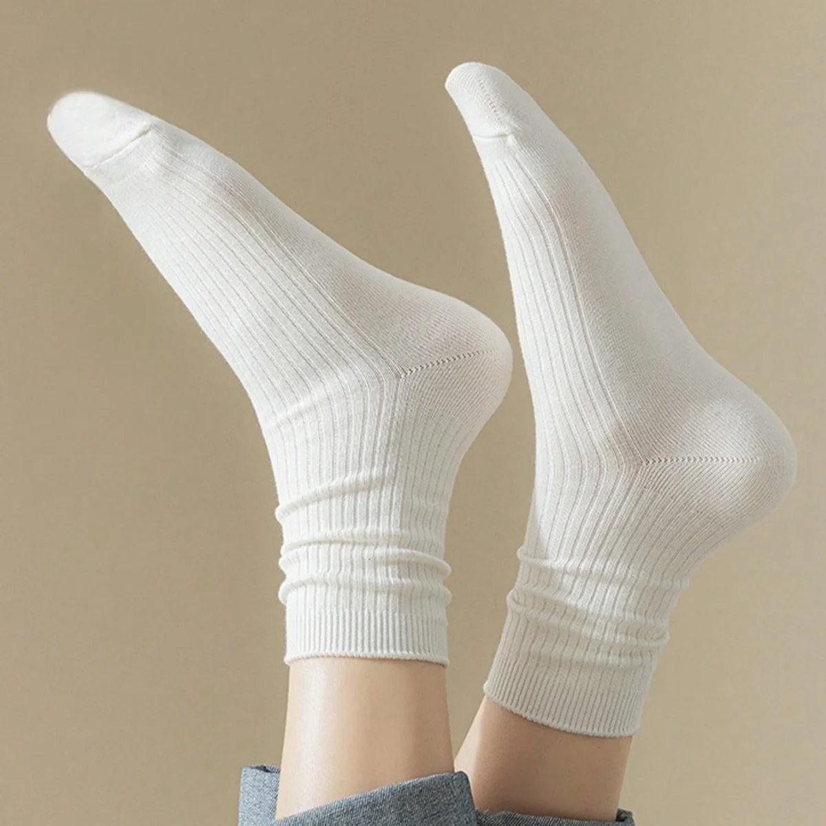 3/5/10 Pairs of White Women's Mid-Calf Socks, Solid Color, Breathable, Comfortable, Soft, Skin-Friendly, Moisture-Wicking, Gentle, Elegant, Fun, Versatile, Casual, Korean Style, Spring, Summer, Autumn, Winter