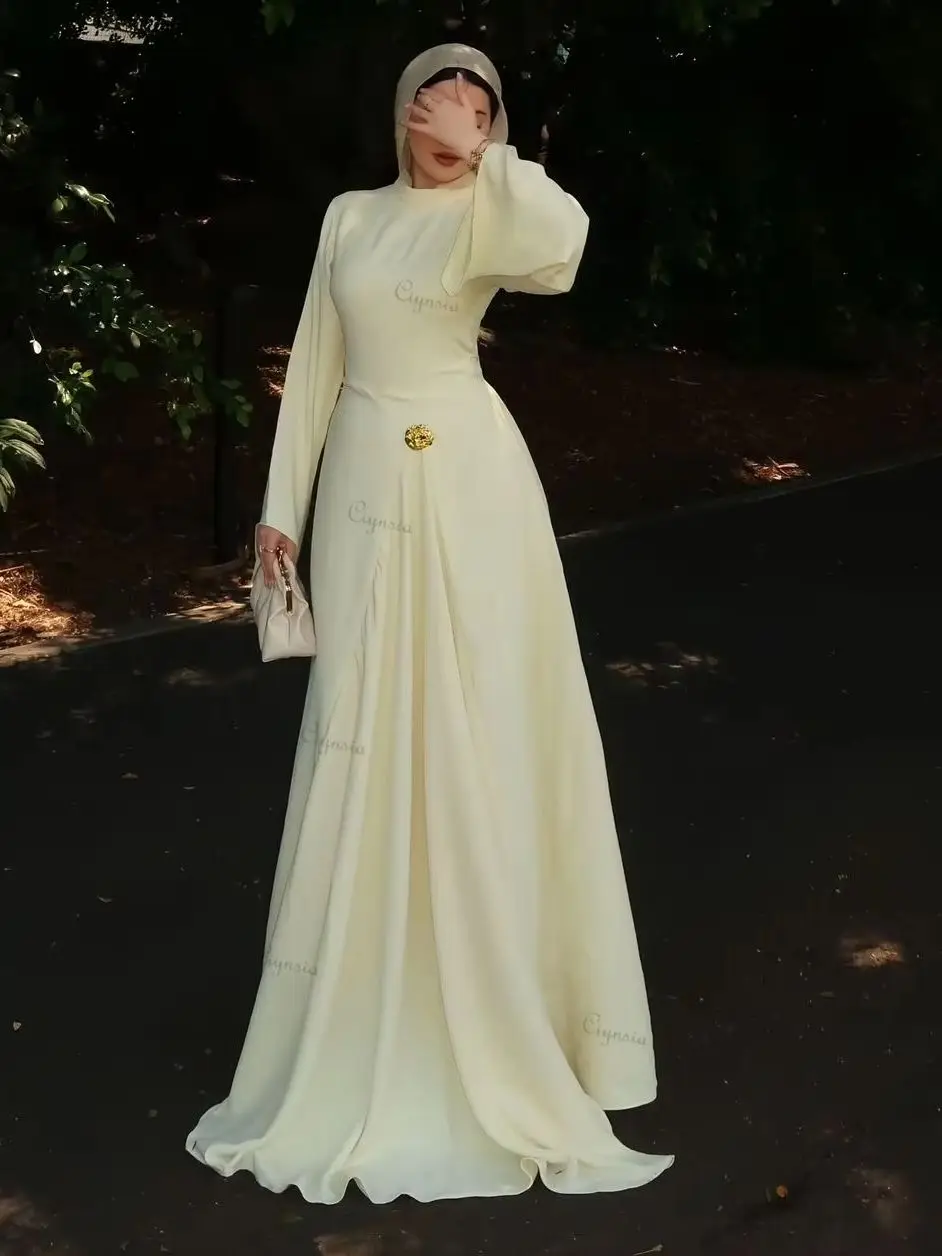 Ciynsia Maßgeschneidertes Dubai Muslimisches Hijab Abendkleid A-Linie Chiffon Langarm Beige Formelle Partykleider 2026 Robe De Soiree
