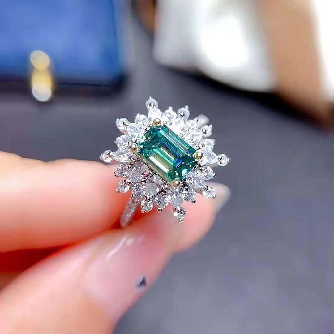 

High-quality Square Green Moissanite Personality Ring S925 Sterling Silver Fine Fashion Wedding Jewelry for Women