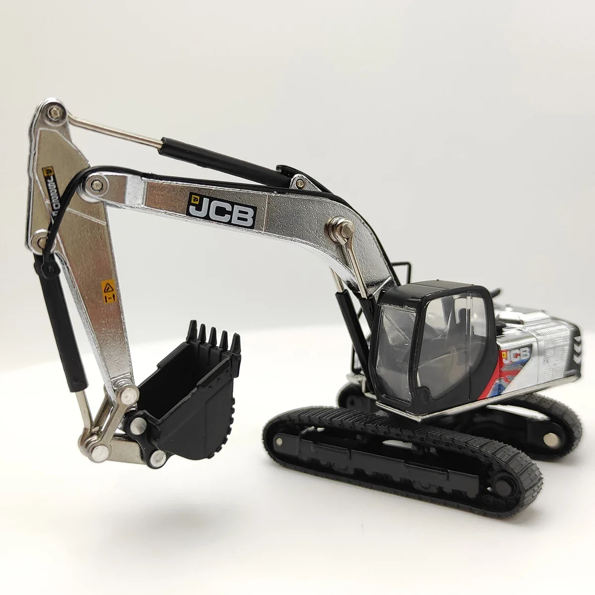 دييكاست 1:76 مقياس أكسفورد 76JS002 JCB JS220 آلة حفارة مجنزرة الهندسة سيارة سبيكة سيارة نموذج تحصيل لعبة هدية