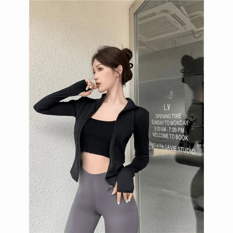 Long-sleeved Sports Jacket Women Zip-up Fitness Yoga Wear Black Design Style Top Autumn American Slim-fit Running Sunscreen Coat