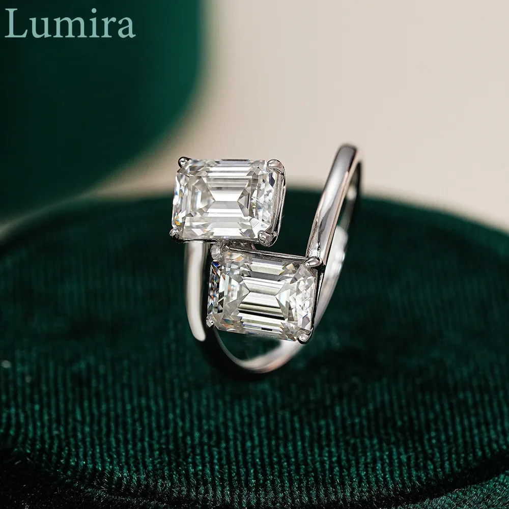 

Lumira Ultra-luxurious Square Emerald-Cut Platinum PT950 Ring with 2ct+2ct Moissanite Stones Engagement Ring for Women
