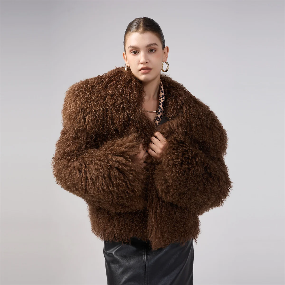 أعلى جودة السيدات معطف الفرو المنغولي الحقيقي قبول مخصص جعل سترة خروف التبت الكثير من الألوان