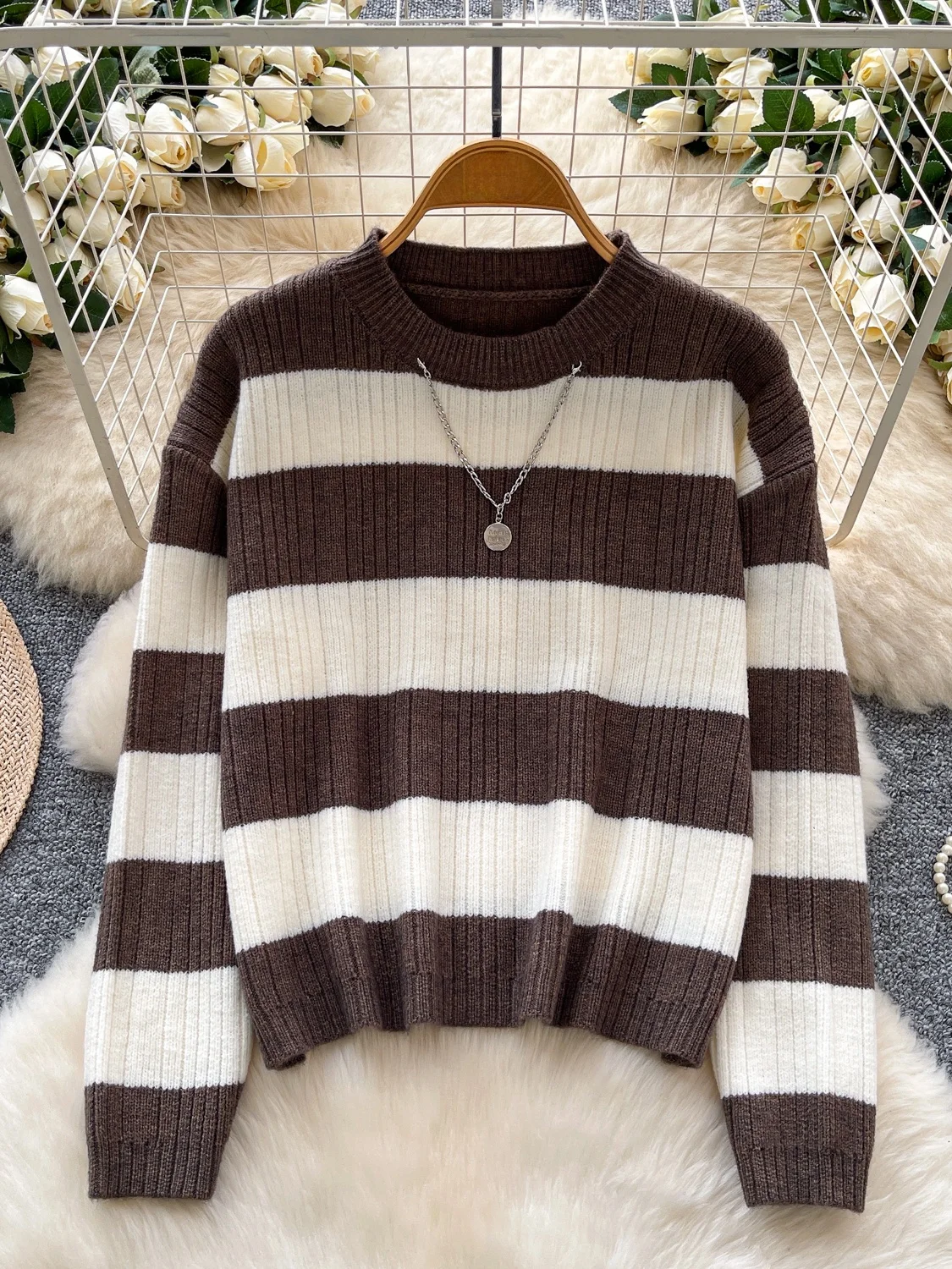 Dongda Gate سترة نسائية محبوكة فضفاضة بقصة ضيقة غير رسمية مستديرة Ne Long Sve مخططة تريكو الخريف والشتاء Faion