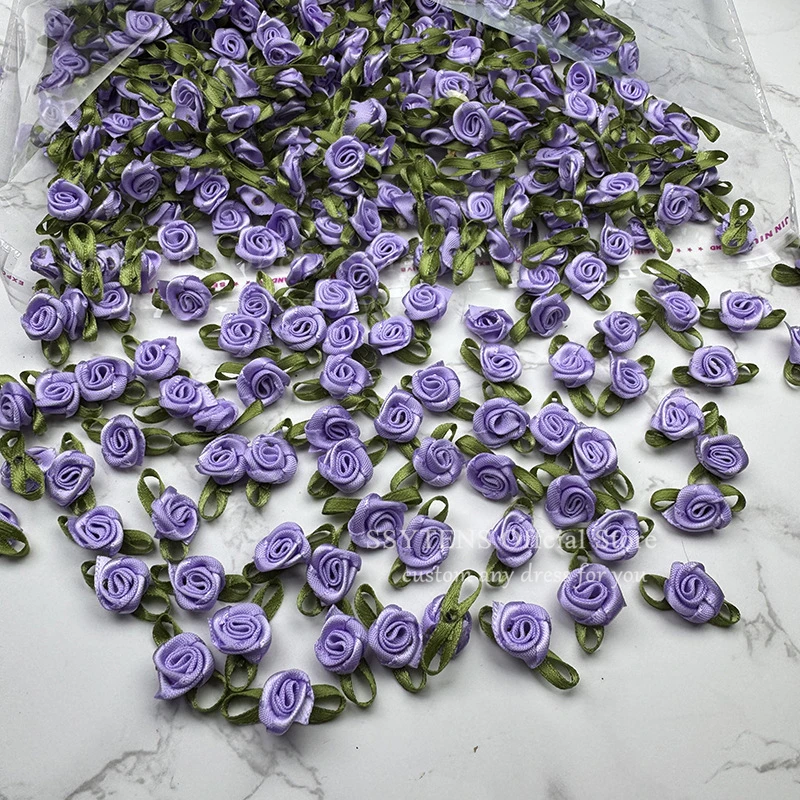 Fleur de Rose faite à la main avec feuilles vertes, 3cm, accessoires artisanaux en ruban de Satin pour robe de soirée, robes de soirée, bricolage D