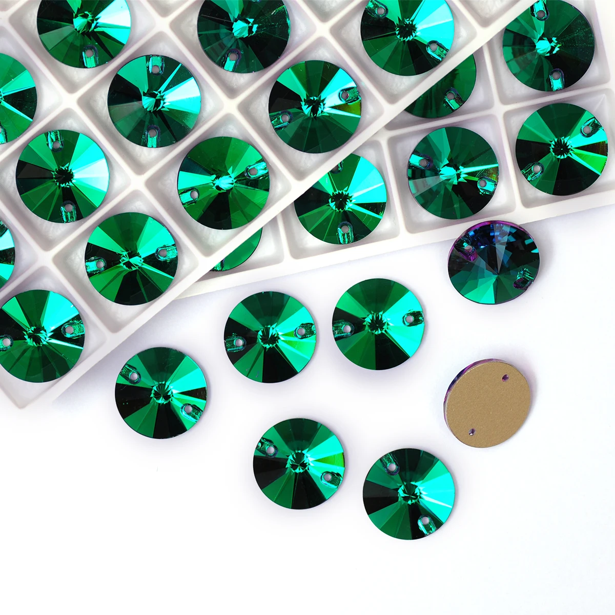 6A Bunte Strass Rivoli Runde Glas-Aufnähsteine 8-20mm Nähkristalle für Taschen, Kleidung, Schuhe, Hochzeitskleider-Dekoration – Detail 8