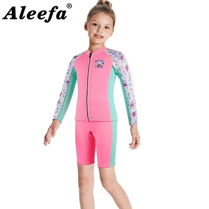 

Girls Teenage Wetsuit 2.5mm Neoprene Spring swimsuit for cold water Swimming -Long Sleeve Short Pant