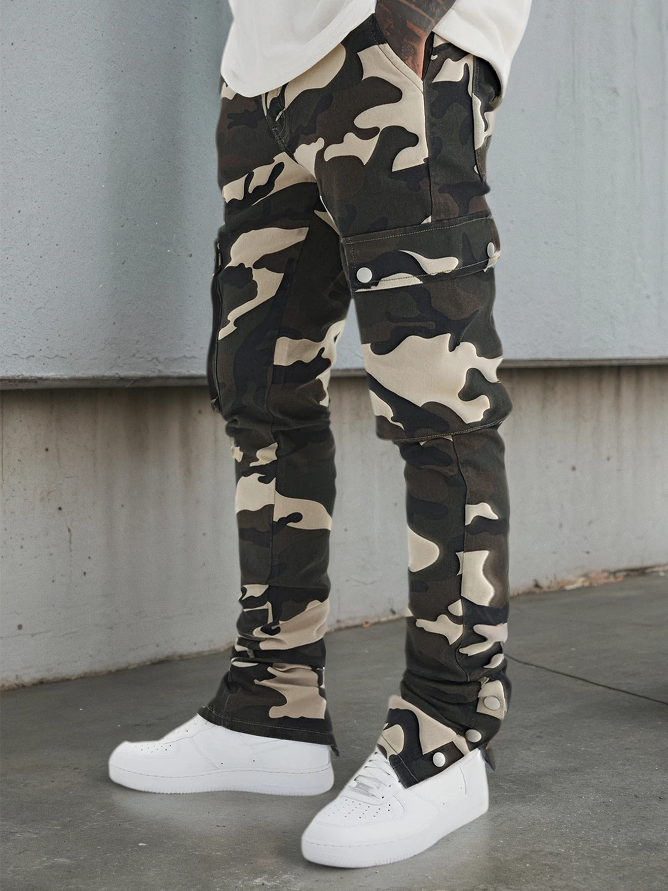 Men's new workwear pants, outdoor casual camouflage straight leg pants, men's bell bottom pants, streetwear trend, personality,