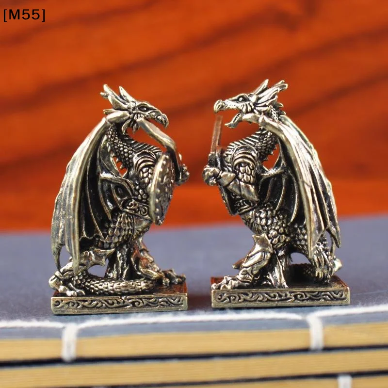 New Pure Brass Dragon Warrior Statue Desktop Ornament, European Mythology Griffin Ornament, Retro Home Feng Shui Decoration[M55]