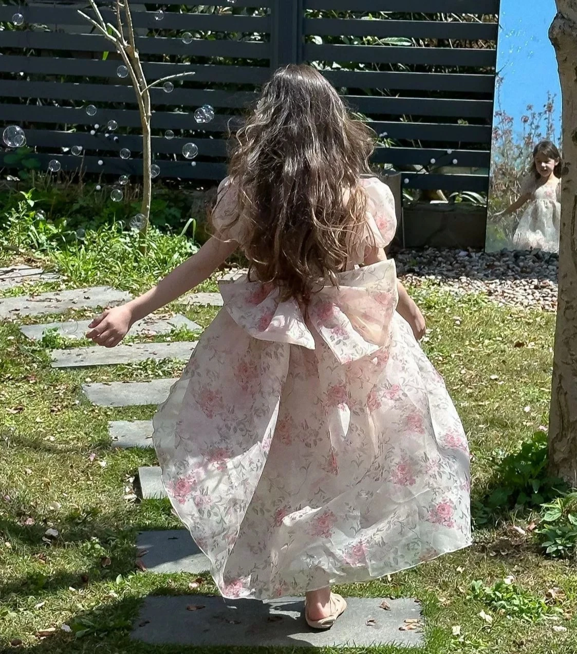 

Girls Floral Lace Flying Sleeve Dress 2025 Summer New Girls Sweet Lace Patchwork Dress Girls Forest Style Princess Dress