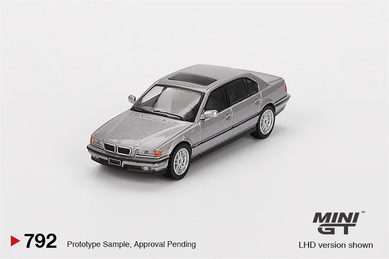 MINI GT 1:64 750IL Aspen/Z VeilSide/Revuelto Viola 30th/Countach LB-WORKS/Mustang Mach1 Die-Cast Car Models Gifts