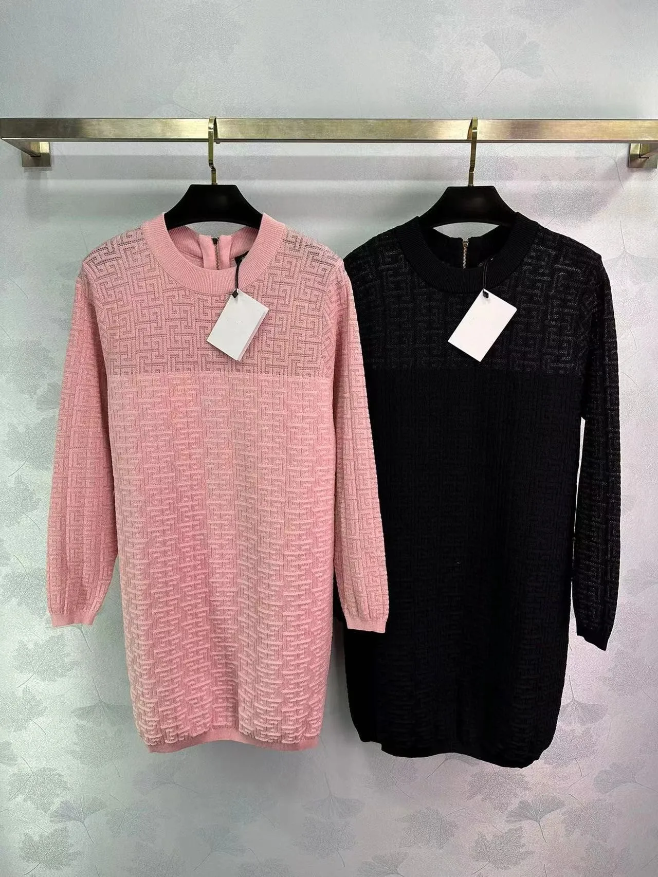 

Women's new long sleeved knitted dress