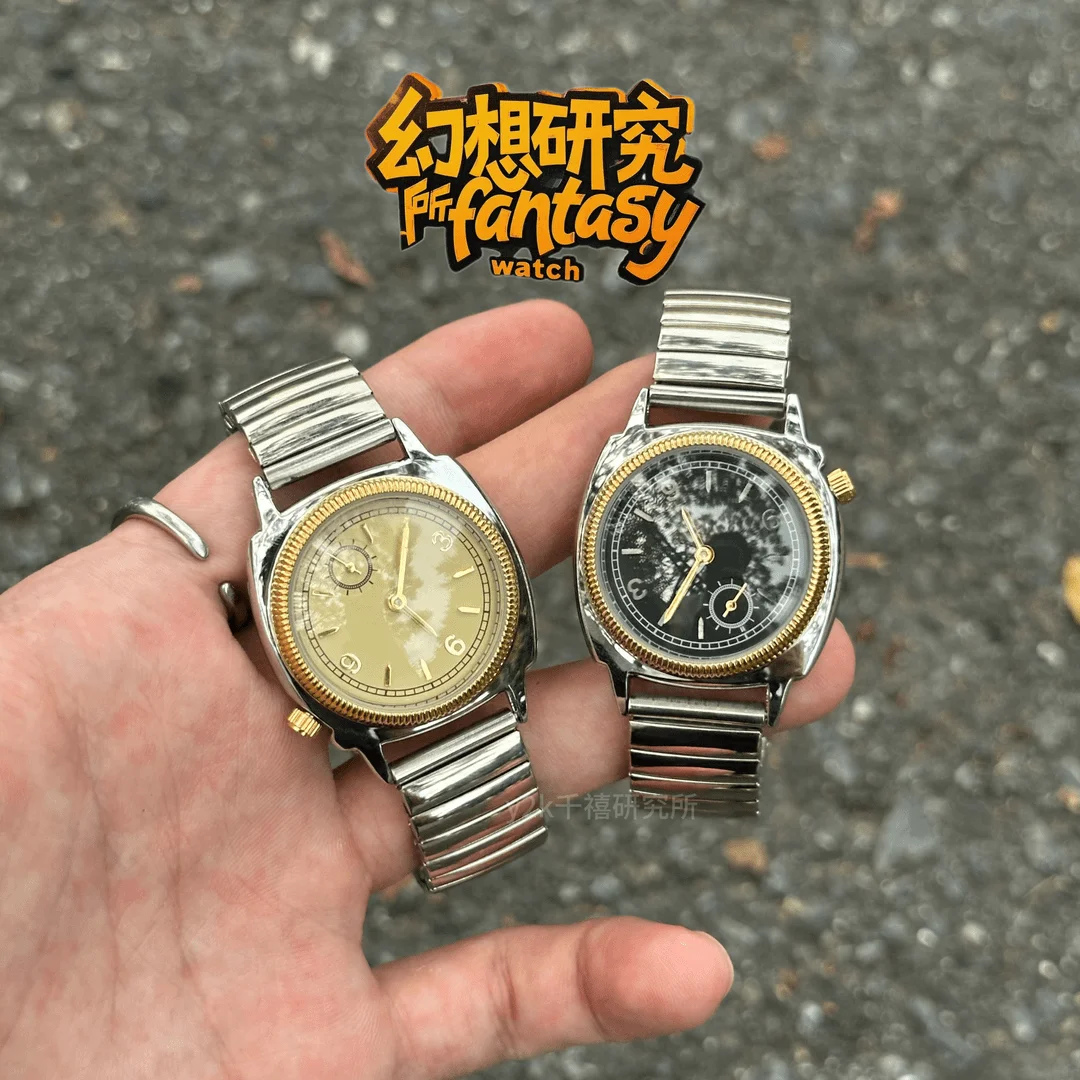 Y2K Millennium Retro Round Digital Niche ผู้ชายและผู้หญิงคู่นาฬิกาควอทซ์ทุกการแข่งขันสายยางยืดวินเทจ