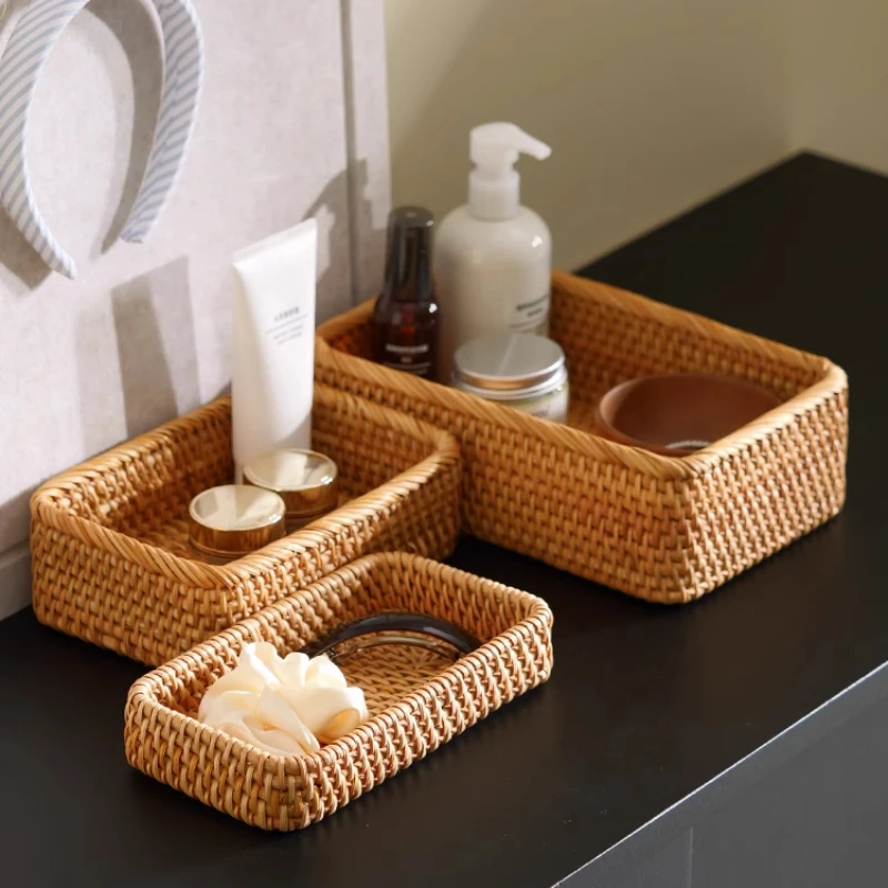 Rattanowy organizer do makijażu Premium Woven Desktop Storage for Cosmetics Skincare Prostokątna ozdobna taca Szuflada do sypialni