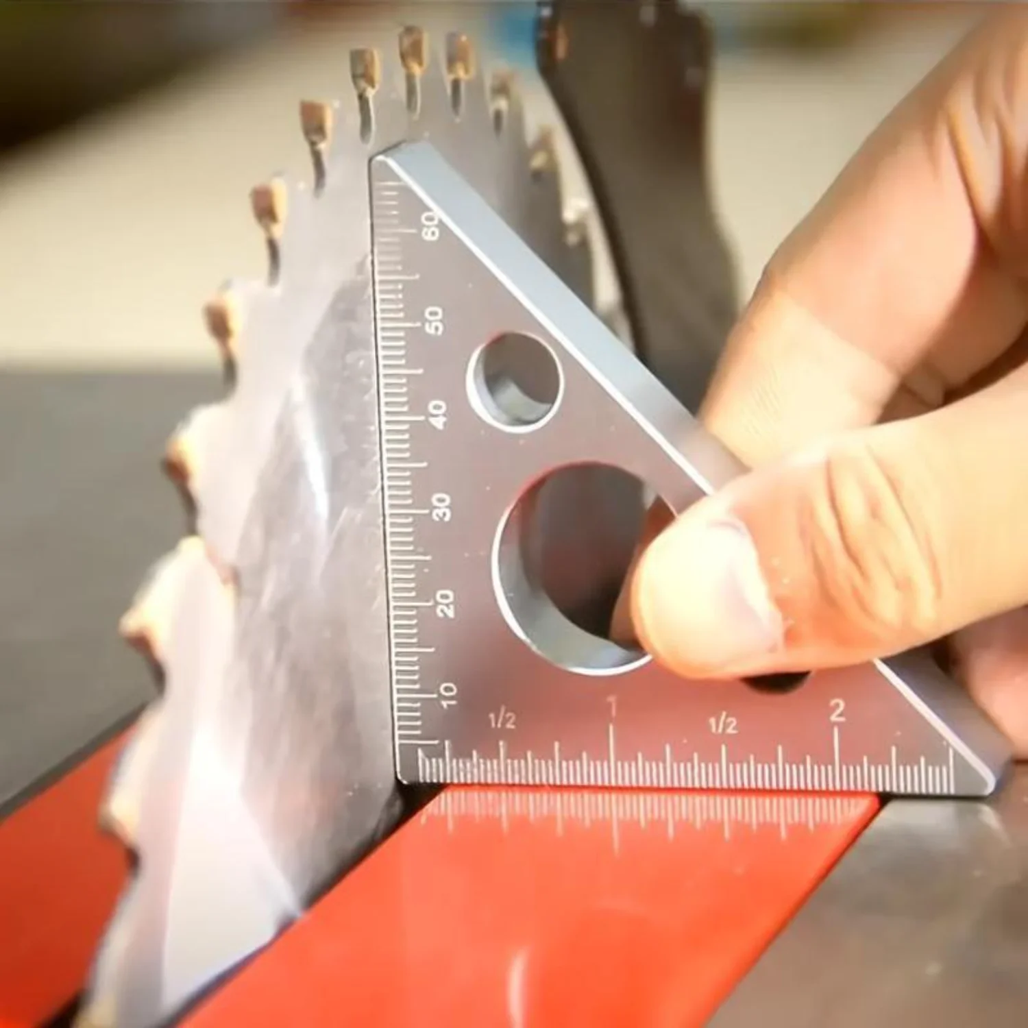 

Aluminum Alloy Woodworking Triangle Square - Waterproof, Dual Inch & Metric Markings, Matte Finish Right Angle Tool