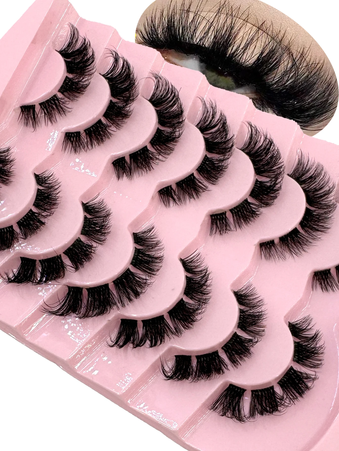 新しい7ペアのふわふわまつげ、ナチュラルソフトクロスカールまつげ、3D人工ミンクまつげ、厚い延長まつげ