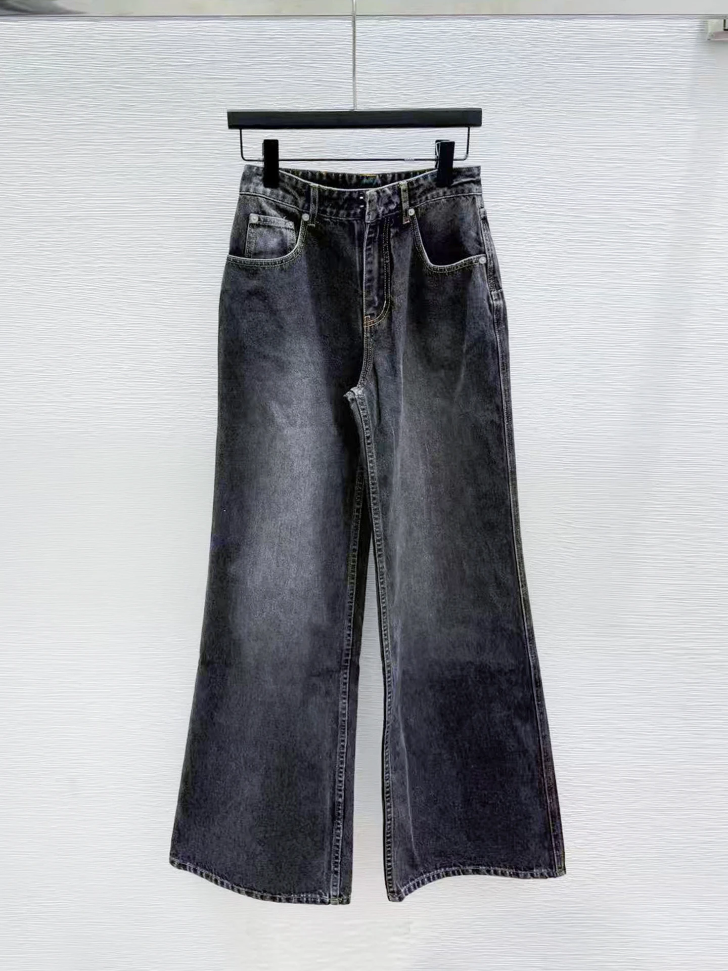 

High Street Women's Clothing 2025 Autumn New Washed Old High Waist Hole High-grade Denim Wide Leg Pants